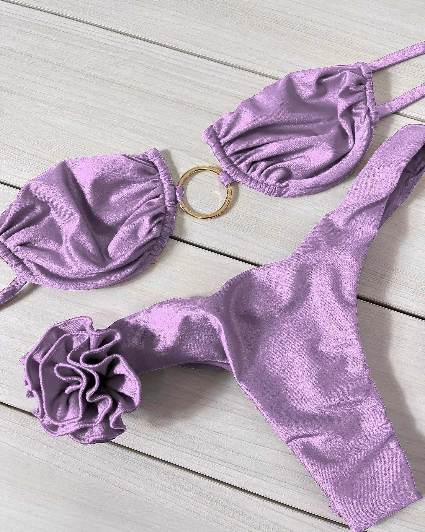 Saria Two Piece Swimsuit for Trendy Beach Style - Love Salve